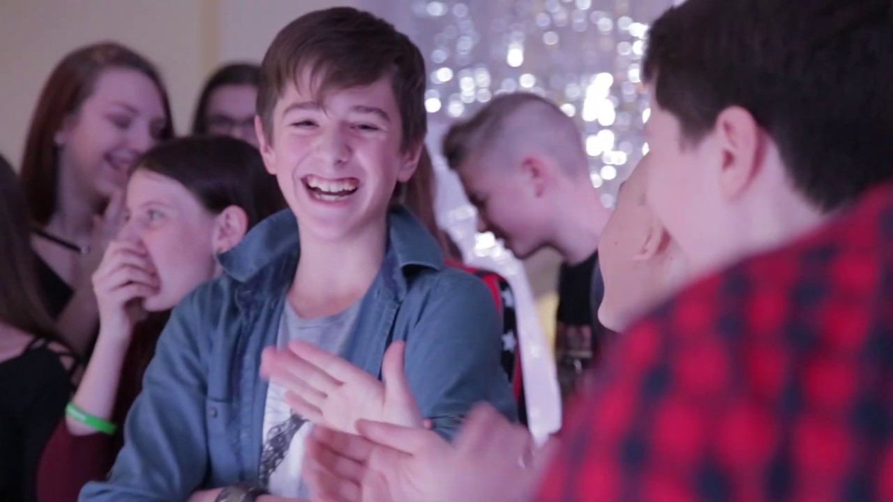 Like Party - новогодние вечеринки для подростков смотреть онлайн