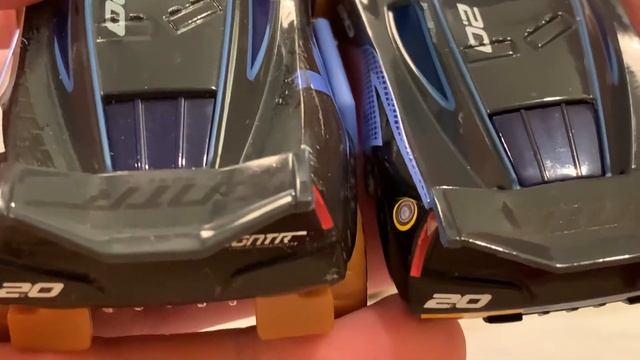 Day 10 - XRS Mud Racers McQueen Speedy Comet Storm Cruz Cal - Disney Cars 12 Days of Christmas 201 смотреть онлайн