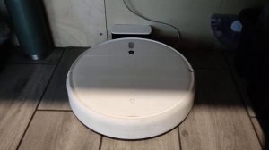 выключается робот пылесос сяоми (xiaomi). проблема в плате, копеечный ремонт.