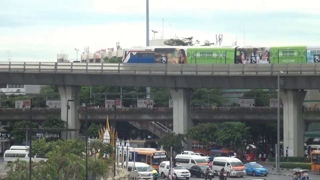 Бангкок: Скайтрейн. Bangkok: Skytrain смотреть онлайн