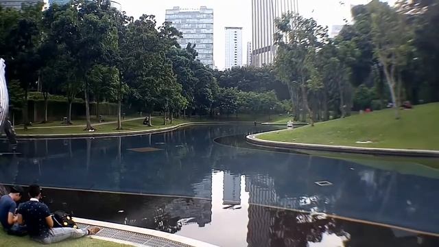 Петронас башни близнецы в Куала-Лумпур. Малайзия. КЛ. Petronas Twins Towers. Malaysia. Kl смотреть онлайн