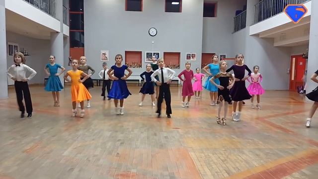 Мастер-класс по бальному танцу "Весёлый квикстеп" смотреть онлайн