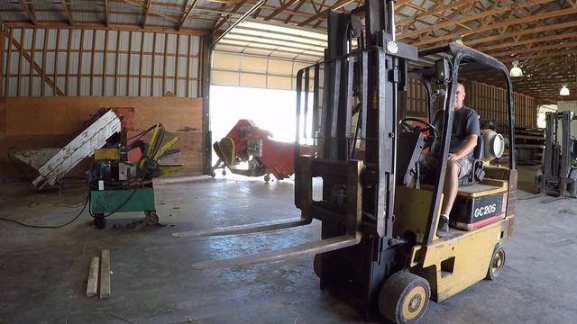 Daewoo Model GC20S-2 4,000-Lb Capacity Forklift. FOR SALE!! смотреть онлайн