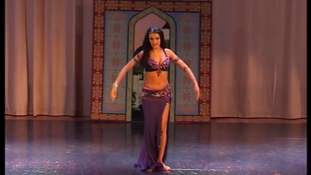 Aida - Russian Bellydancer (Ana Bastanak)