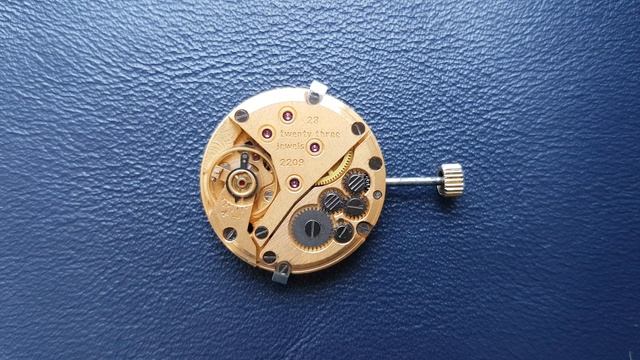 Новый советский часовой механизм Луч 2209. New soviet gold plated movement Luch 2209, 23 jewels. смотреть онлайн