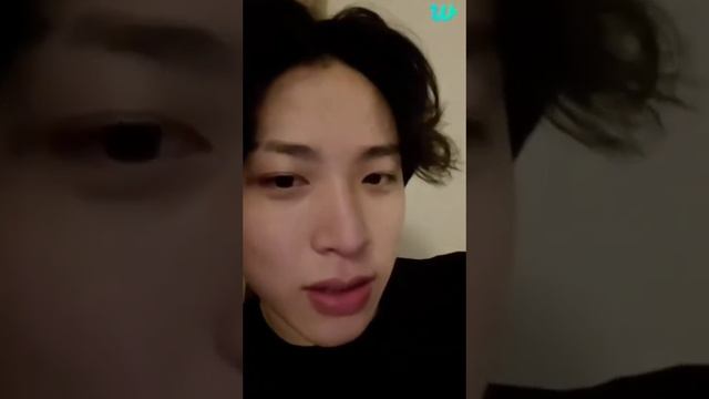 [011222] SO JUNGHWAN WEVERSE LIVE смотреть онлайн