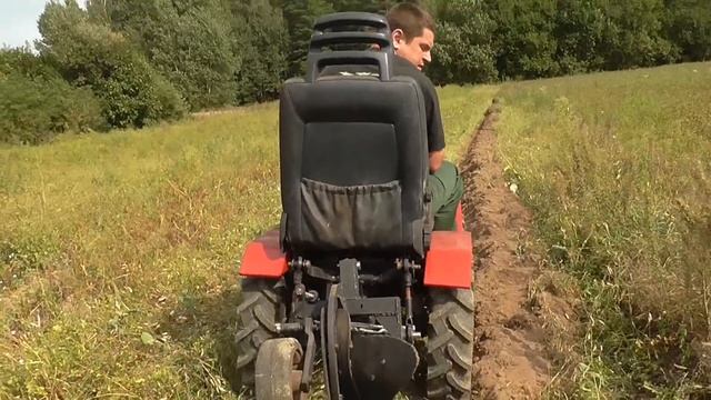 Минитрактор-переломка 4x4 #26. Первая борозна. Minitractor-fracture 4x4 #26. The first furrow. смотреть онлайн