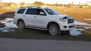 Toyota Sequoia5.7 работа полного привода неожиданно отключается перед