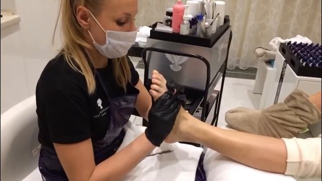 Маникюр и педикюр смотреть онлайн
