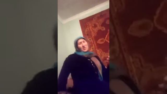 Миллион алых роз на аварском языке.