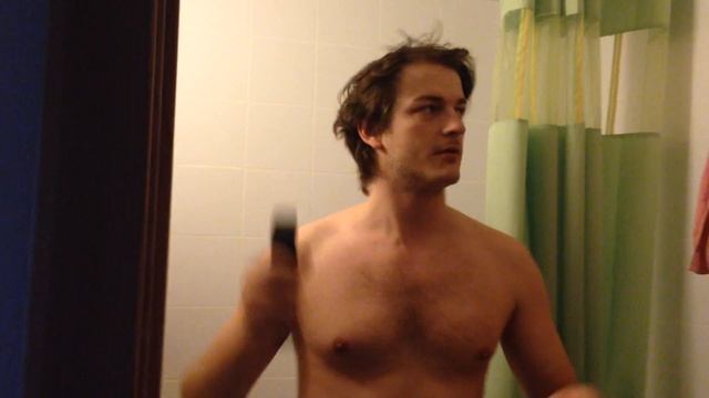 КАК БЫСТРО ПОБРИТЬ ПОДМЫШКИ МУЖЧИНЕ ✔ Смотри и учись! смотреть онлайн