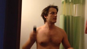 КАК БЫСТРО ПОБРИТЬ ПОДМЫШКИ МУЖЧИНЕ ✔ Смотри и учись!