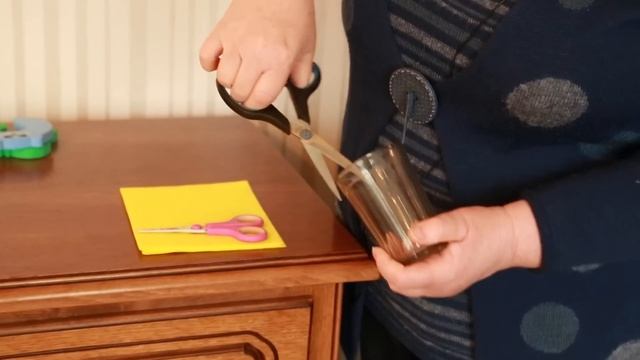 Как заточить ножницы в домашних условиях стаканом смотреть онлайн