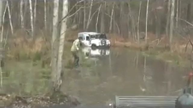 offroading в лесу UAZ 469B Махачкала 2014 смотреть онлайн