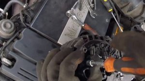 Гаражируем: Замена регулятора генератора, своими руками за час. Мercedes Benz W203 C200K