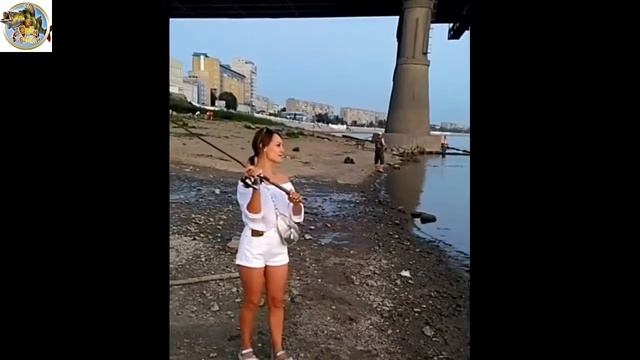 Я РЖАЛ ДО СЛЕЗ // ПРИКОЛЫ НА РЫБАЛКЕ 2020 // Русские приколы на рыбалке // видео о рыбалке. смотреть онлайн