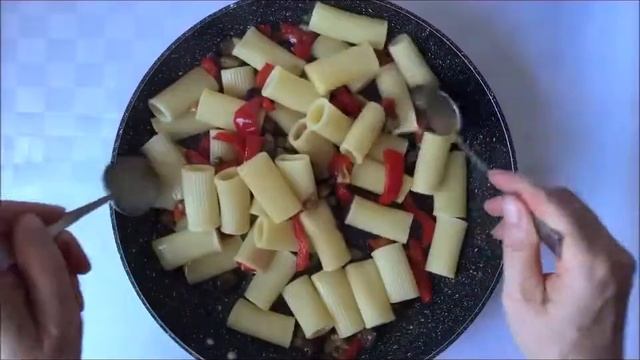 #ПАСТА С БАКЛАЖАНАМИ?И СЛАДКИМ ПЕРЦЕМ?очень просто и очень вкусно??#ИТАЛЬЯНСКАЯ_КУХНЯ от Наташки? смотреть онлайн