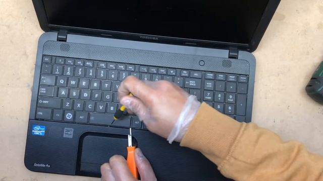 Toshiba Satellite Pro C850 Keyboard Replacement смотреть онлайн