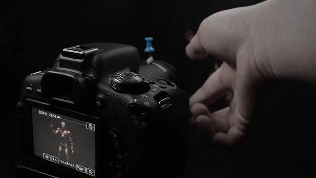 Canon 750D Review/Test | First DSLR for Filmmakers? смотреть онлайн