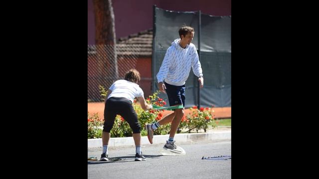These Workouts Turned Daniil Medvedev UNSTOPPABLE on Hard Court смотреть онлайн