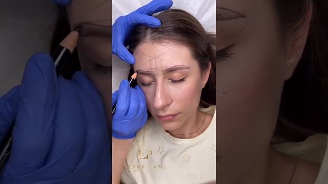 Самая популярная техника перманентного макияжа - пудровое напыление! смотреть онлайн