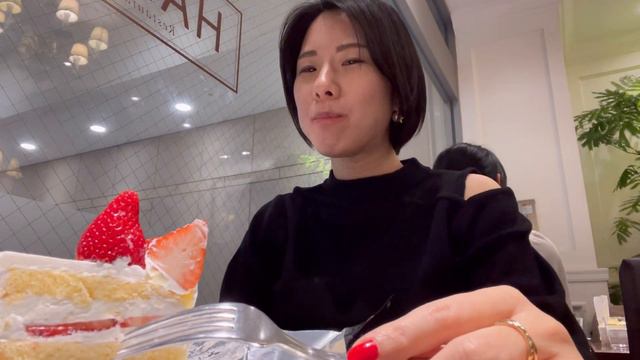 VLOGMAS#10 in Tokyo｜Christmas Eve & Additional my own Christmas present!! смотреть онлайн