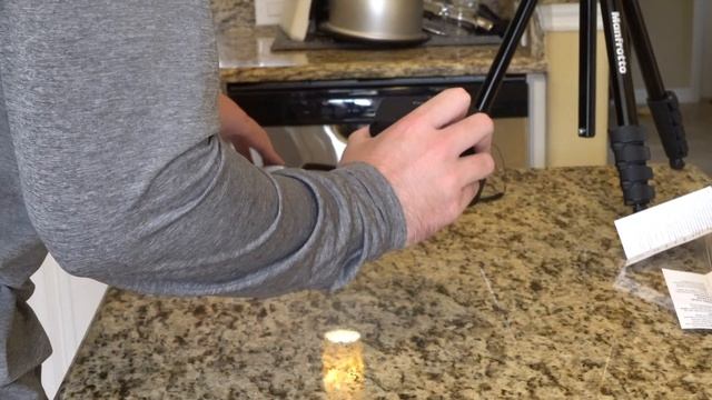 Good Idea. Insignia Rugged Portable Bluetooth Speaker Unboxing + First Impression's смотреть онлайн