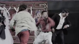 Million jamoasi - 1990-yillar va 2017-yillar to'y marosimlari