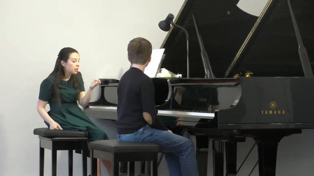 Мастер-класс ст.преподавателя НГК им.М.И.Глинки - Тончук П.О. с М.Новиковым 7кл.(13.02.2020г.) смотреть онлайн