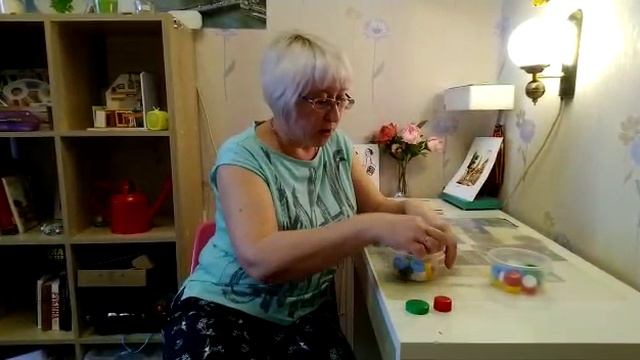 Игры с крышечками. смотреть онлайн