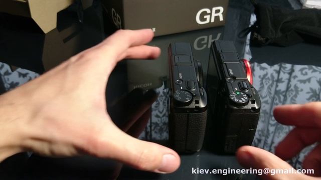 Ricoh GR II & Ricoh GR III (Size Comparison) смотреть онлайн