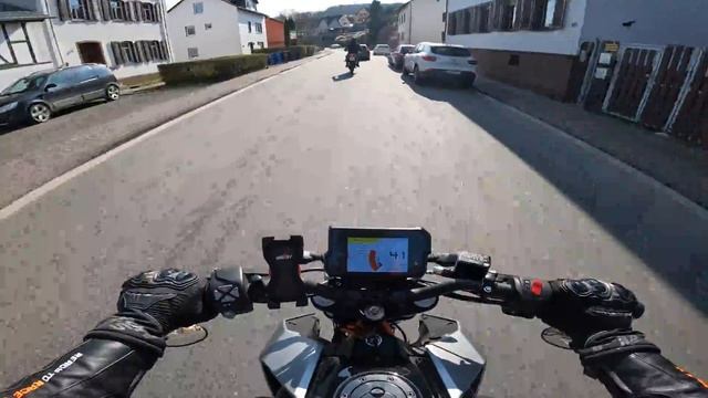 KTM DUKE 125 2021 POV смотреть онлайн