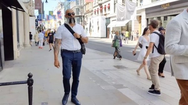 Men,s Street Fashion. HOW to DRESS to LOOK LIKE a GENTLEMAN. GENTLEMEN Style in London.