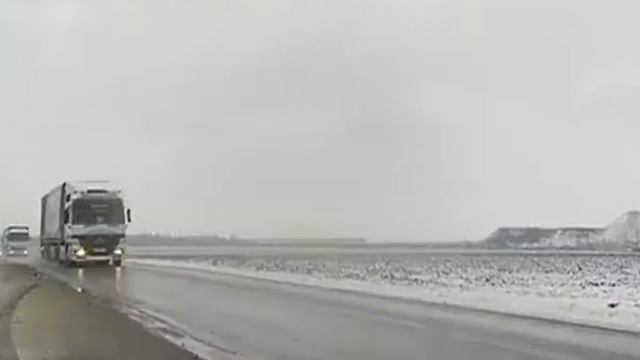 Возобновление гуманитарной помощи Рината Ахметова в 2017г. на Донбассе. смотреть онлайн