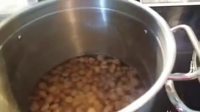 Фасолевый суп с орехом и зеленью! смотреть онлайн