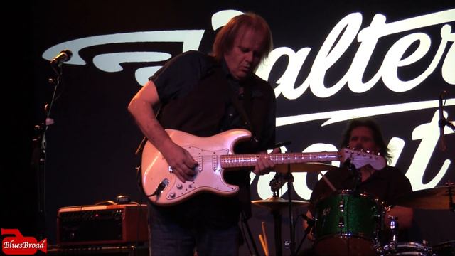 WALTER TROUT • Me, My Guitar and the Blues • Fairfield Theatre Company 4/16/19 смотреть онлайн