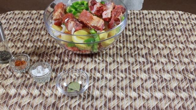 Сытный Вкусный Обед, Жаркое в Рукаве смотреть онлайн