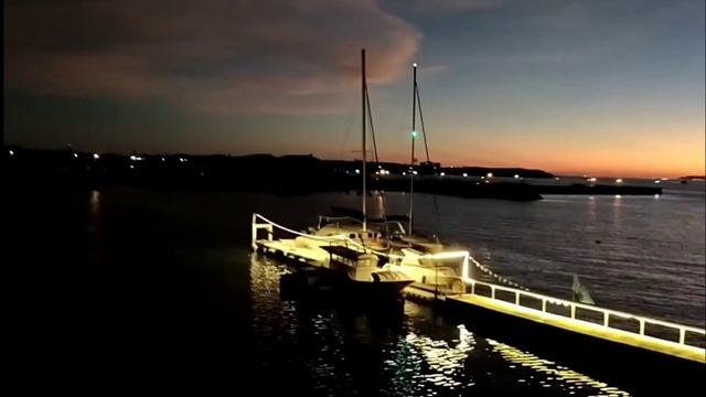 Suasana Sore Hari Di pelabuhan Pengedokan Kapal Nelayan Taiwan @blacklabel810 смотреть онлайн