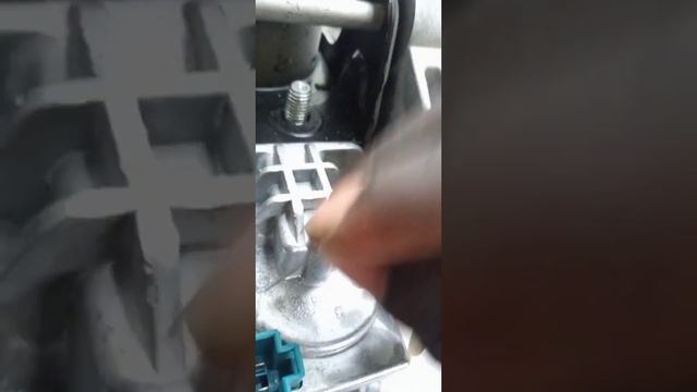 MERCEDES BENZ c200 KOMPRESSOR//Not starting//Problem solved смотреть онлайн