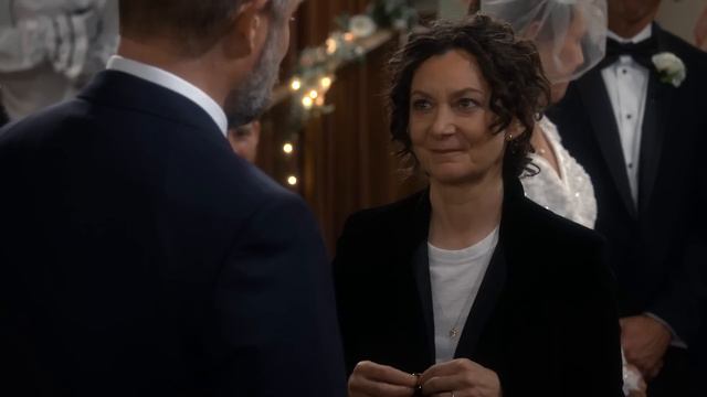 It's a Conners Double Wedding - The Conners смотреть онлайн