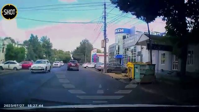 момент падения ракеты в Таганроге