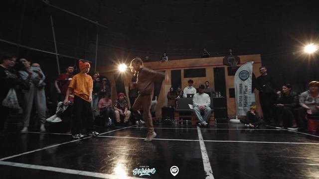 ЧитКод vs Есеша / TOP 10 / Breaking Дети до 10 лет / ДВИЖЕНИЕ Battle смотреть онлайн