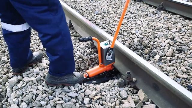 Путевой гидравлический рихтовщик ГР-16 смотреть онлайн