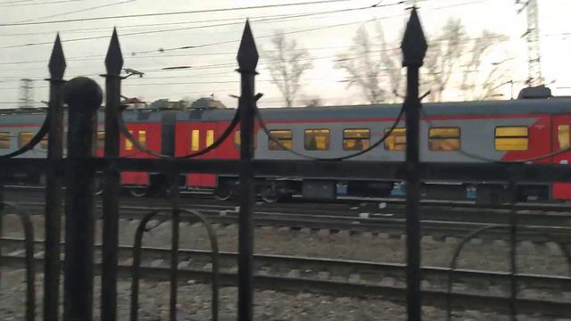 Электропоезд эп2д0196 Новокузнецк Мундыбаш отправляется со станции Новокузнецк время 17.52 смотреть онлайн