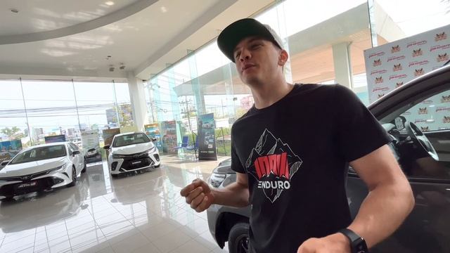 Сколько стоит купить машину в Таиланде⁉️Как получить права на Пхукете?♂️ смотреть онлайн