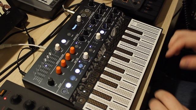 Arturia microfreak - удивительный синтезатор и действительно фрик в мире виртаналога! смотреть онлайн