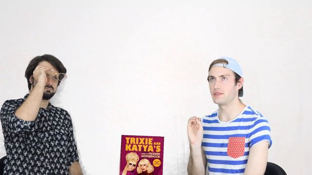 Episode 6: Trixie and Katya's Guide to Modern womanhood смотреть онлайн