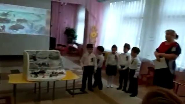 Презентация макета "Дорога жизни". Старшая группа N4 ГБОУ Школа 1412 смотреть онлайн