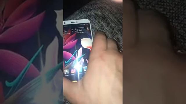 Обзор Смартфон Huawei P Smart (FIG-LX1) Gold из сулпак