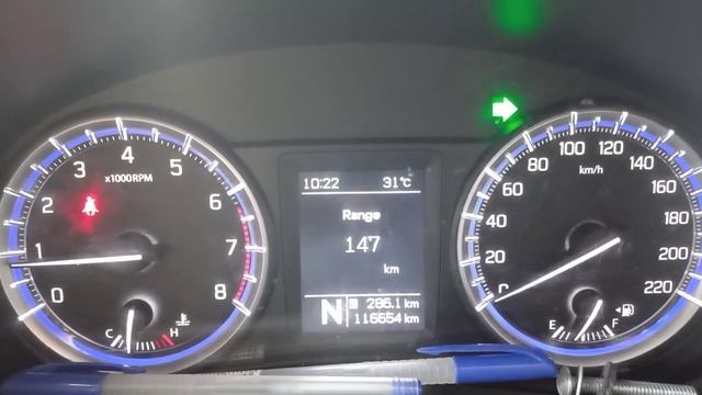 The indicator blinks slowly, the lights are normal and all lights up - F1n смотреть онлайн